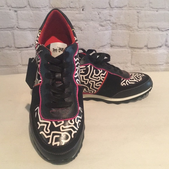 Coach Shoes - 💥Flash Sale💥 COACH + KEITH HARING C121 Sneaker